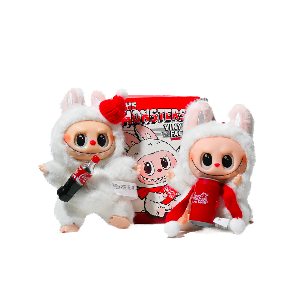Coca-Cola Labubu Mystery Box – Singing Labubu Xmas Special (Light & Sound Edition)