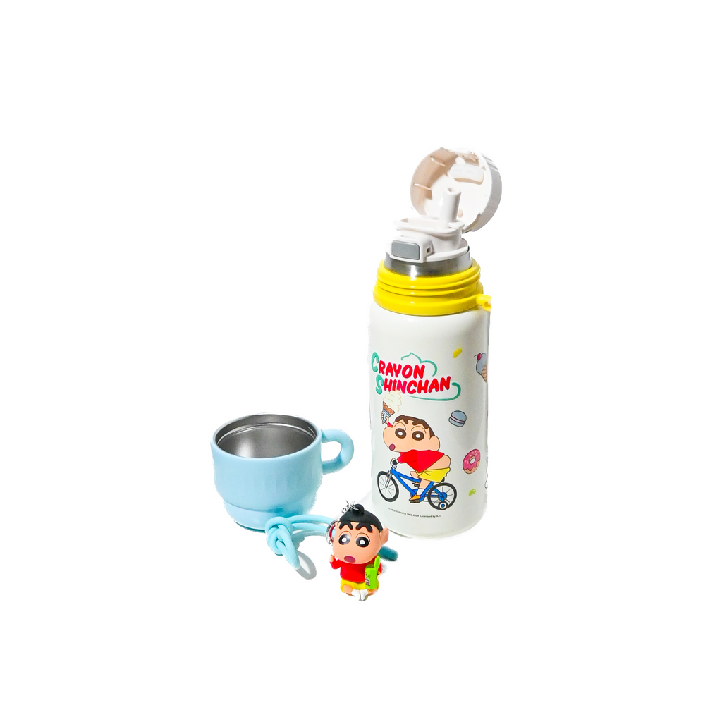 Crayon Shinchan Bottle with Cup Lid & Keychain (500 ml)