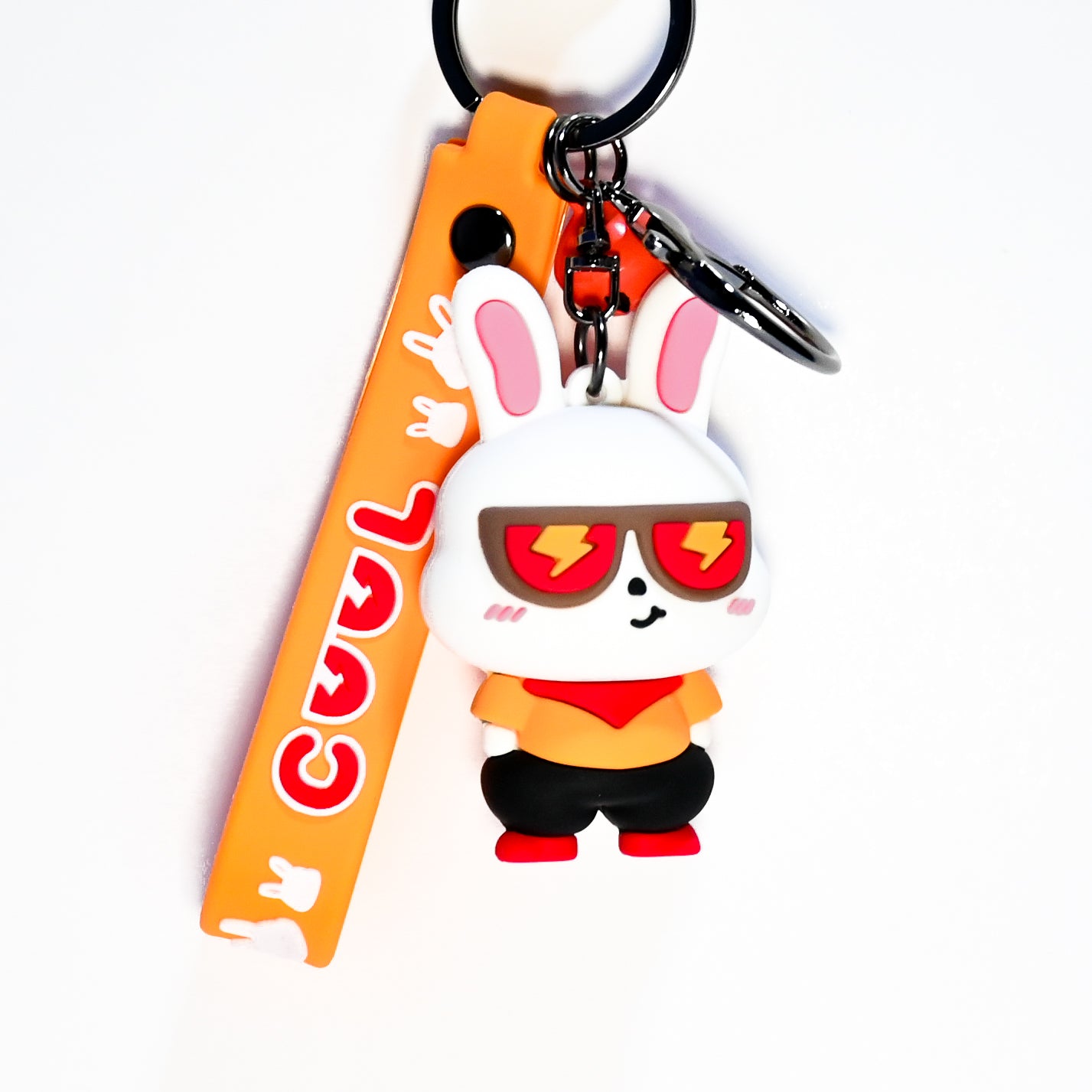 Cool Cartoon Character Keychains – Cute Bunny & Hip-Hop Style Figures